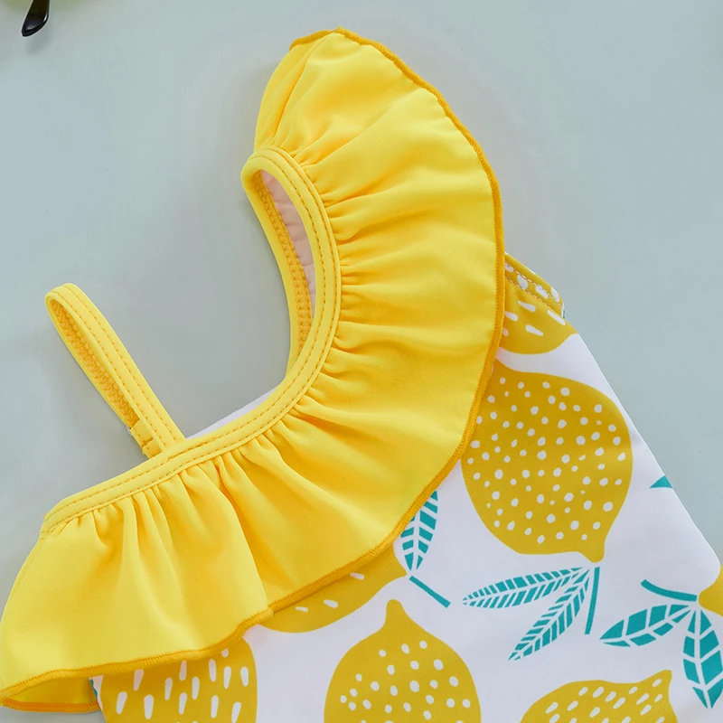 Maillot de bain citron à volant asymétrique jaune – Image 4