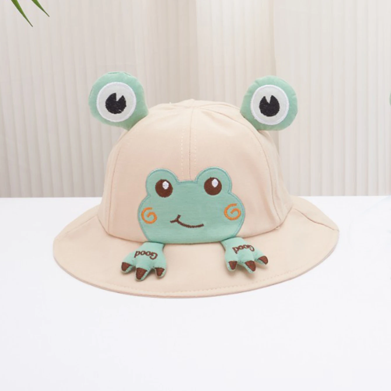 Chapeau bébé grenouille de soleil doux à large bord
