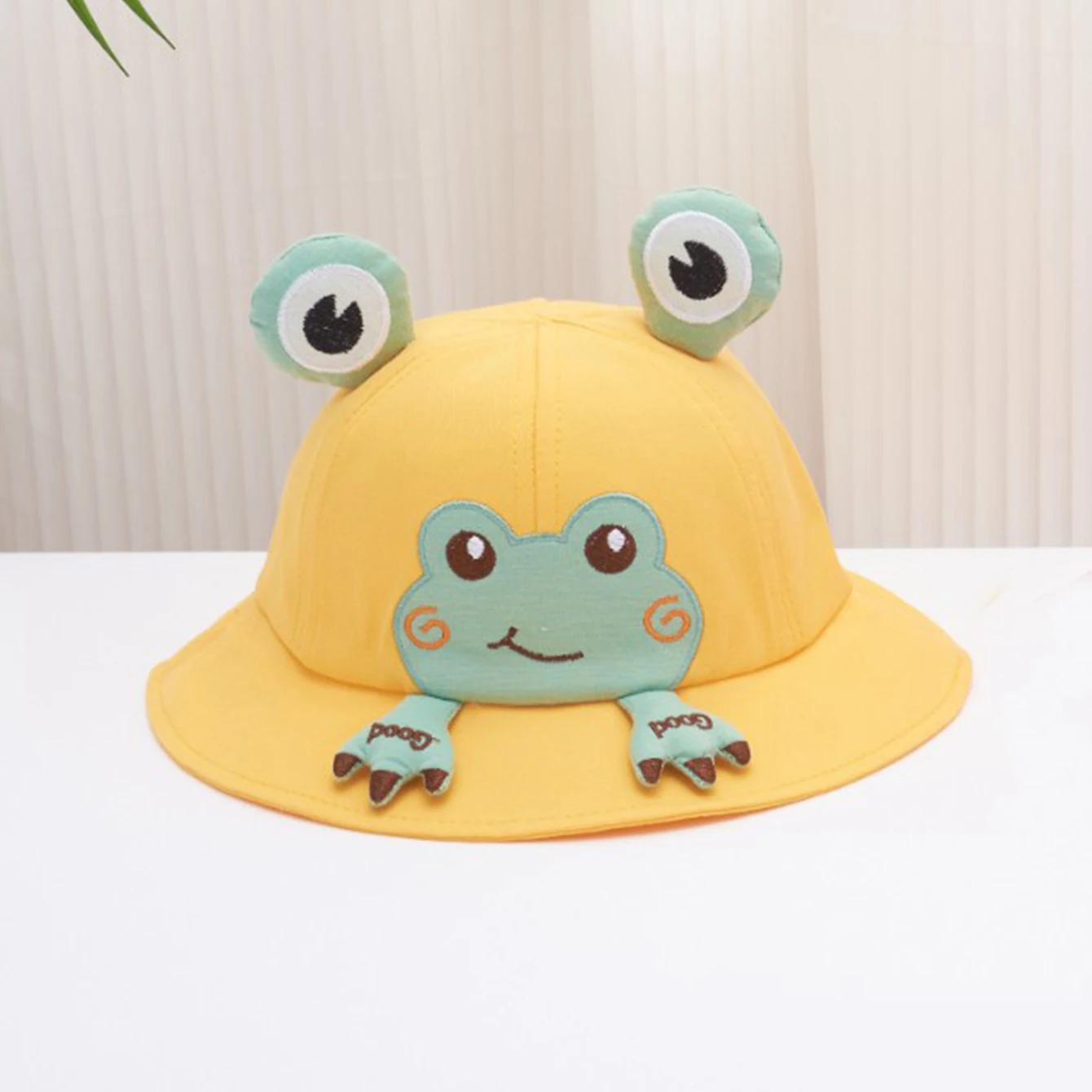 Chapeau bébé grenouille de soleil doux à large bord