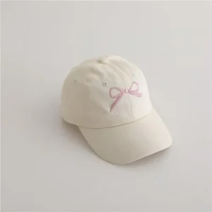Casquette bébé écrue à nœud rose brodé réglable été