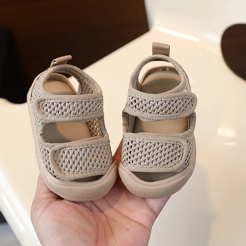 Sandales bébé à bout ouvert souples pour l'été