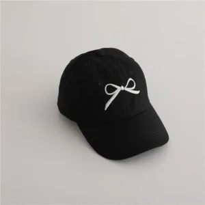 Casquette bébé noire à nœud brodé réglable été